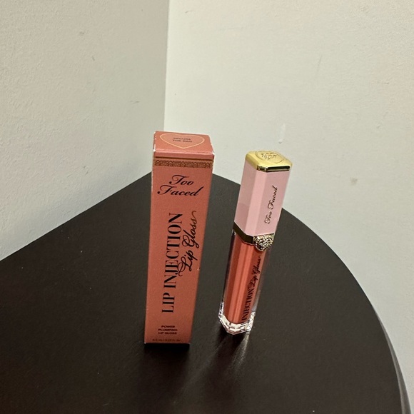 NEW FULLSIZE TOO FACED LIP INJECTION PLUMPING LIP GLOSS IN SHADE SECURE THE BAG - Picture 9 of 12